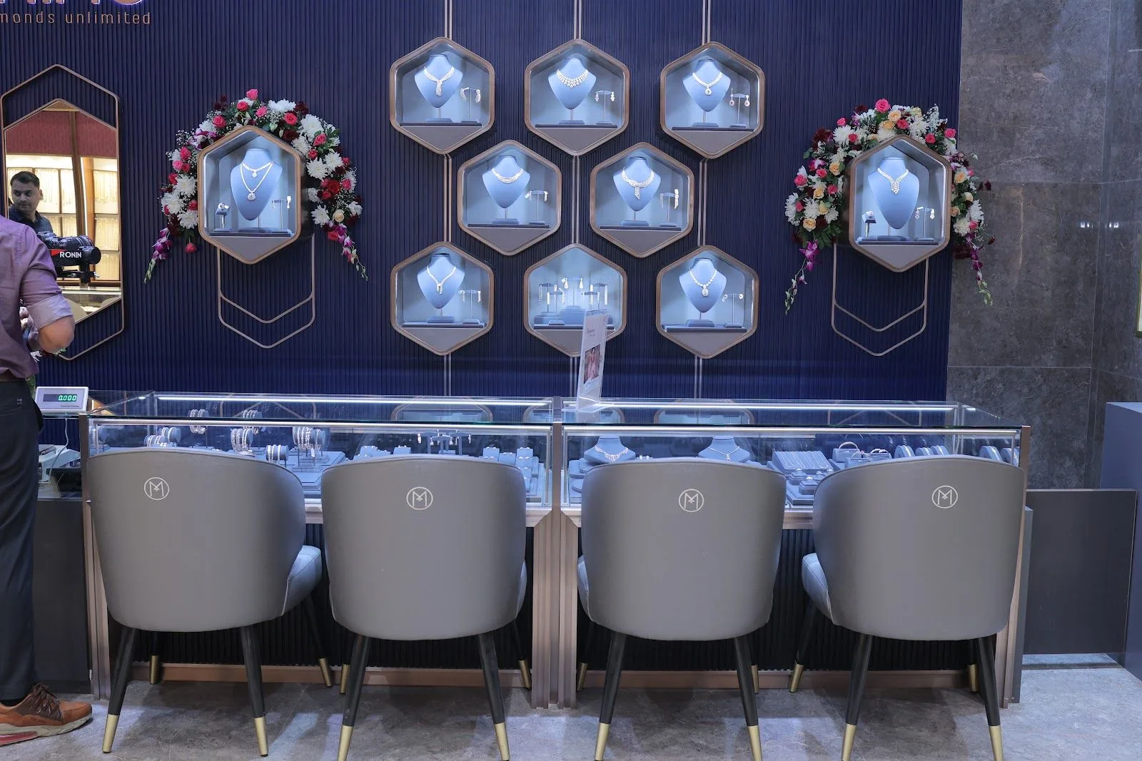 Malabar Gold &amp; Diamonds Gurugram - Gurudwara Road Sadar Bazar
