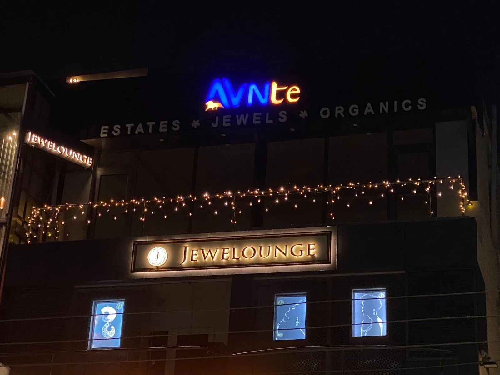 Jewelounge