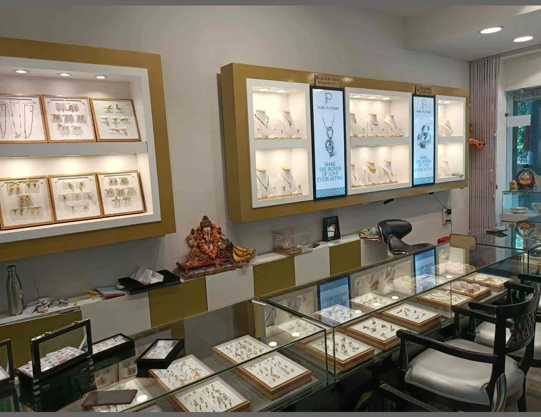 Shri Jewellers- Best Jewellery Showroom