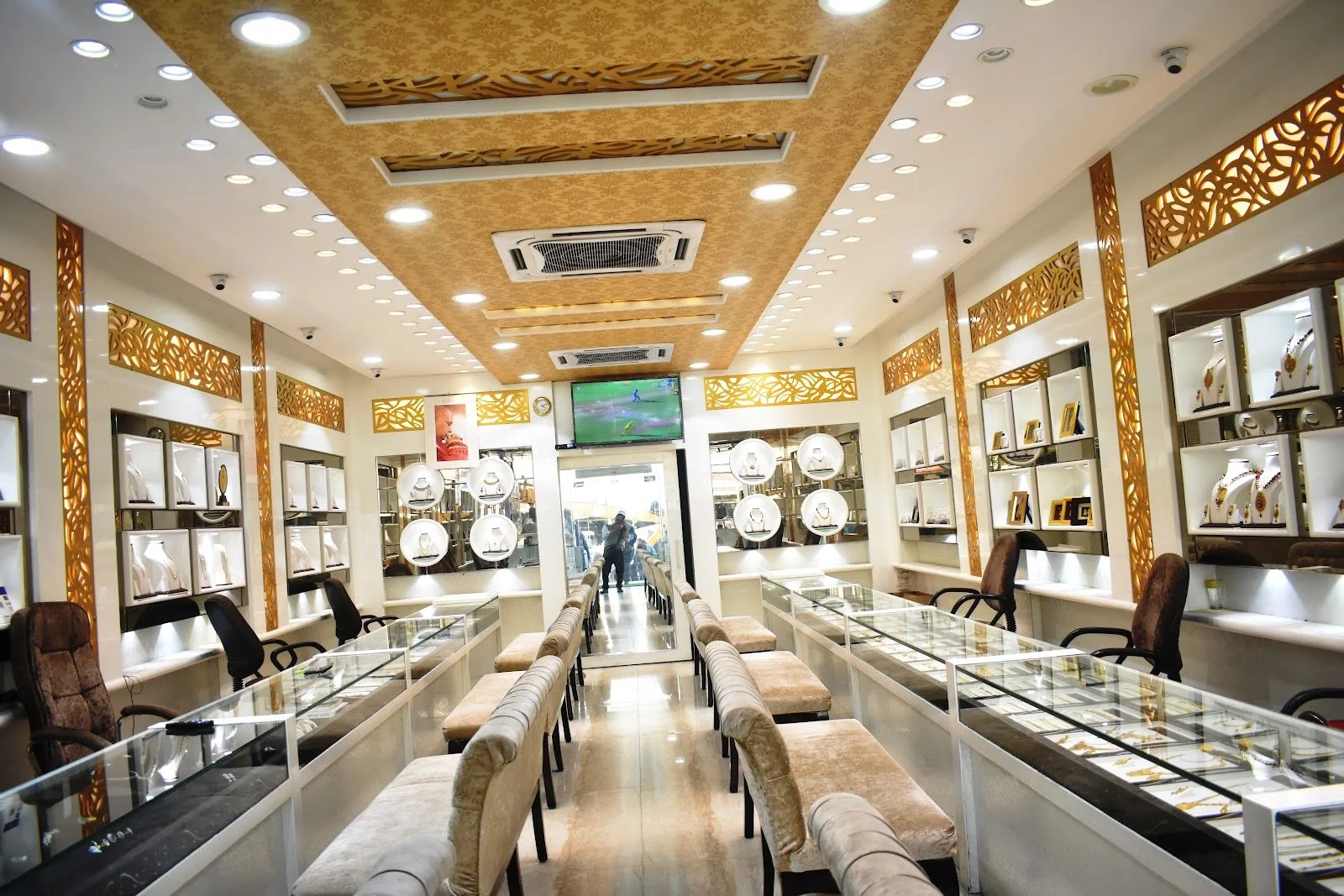 Tarak Jewellery House - Mmtc Coin Dealer in Faridabad