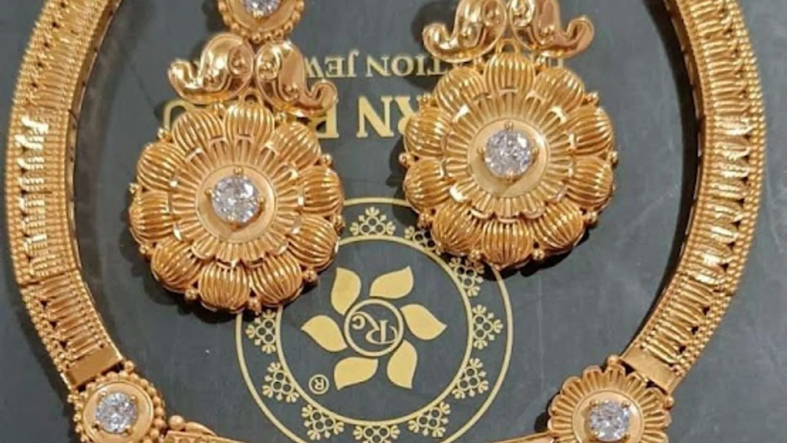 RIDHAN CHAPRANA JEWELLERS