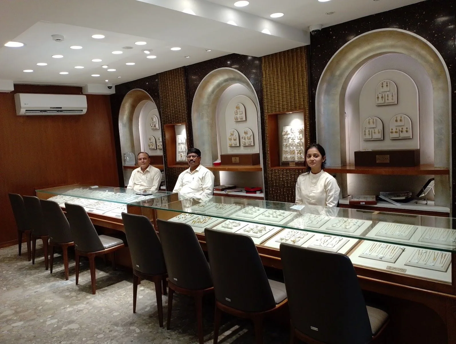 Jaliyan Jewellers