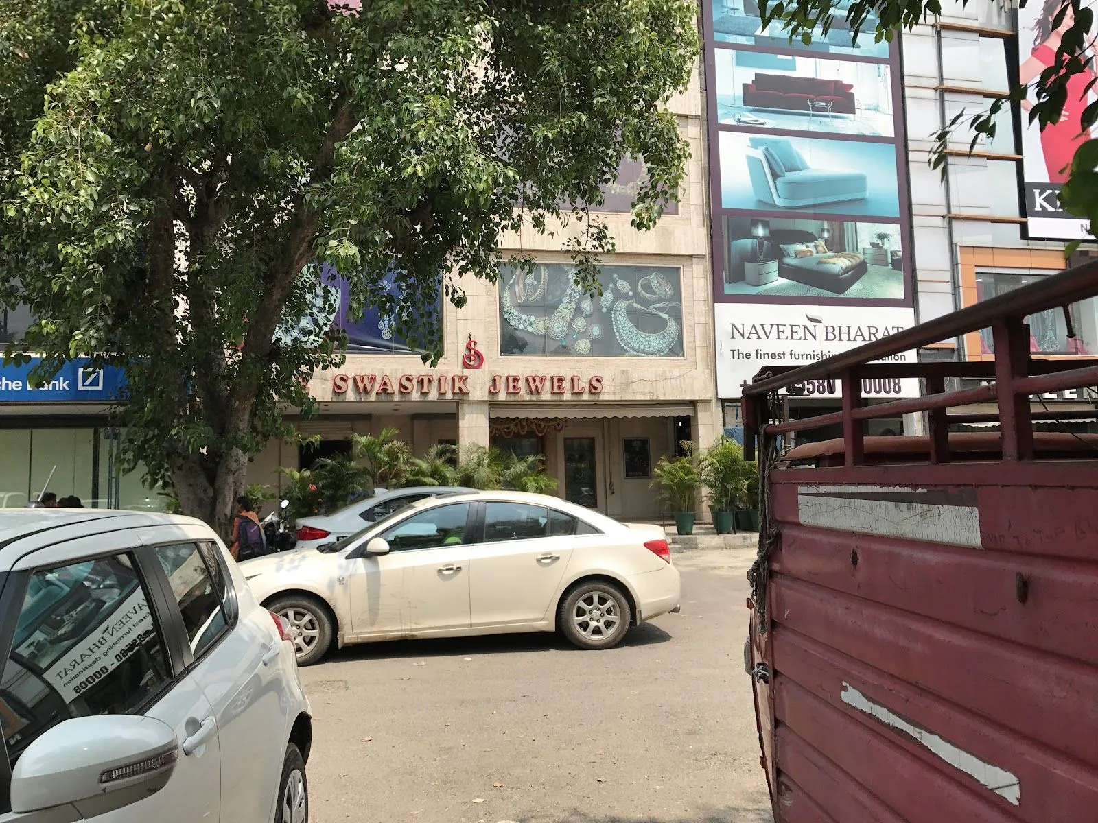 Swastik Jewels Pvt Ltd