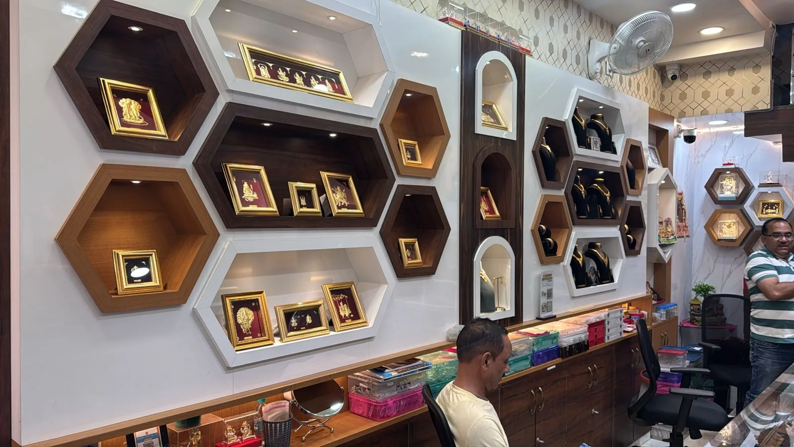 LAKSHMI JEWELLERS