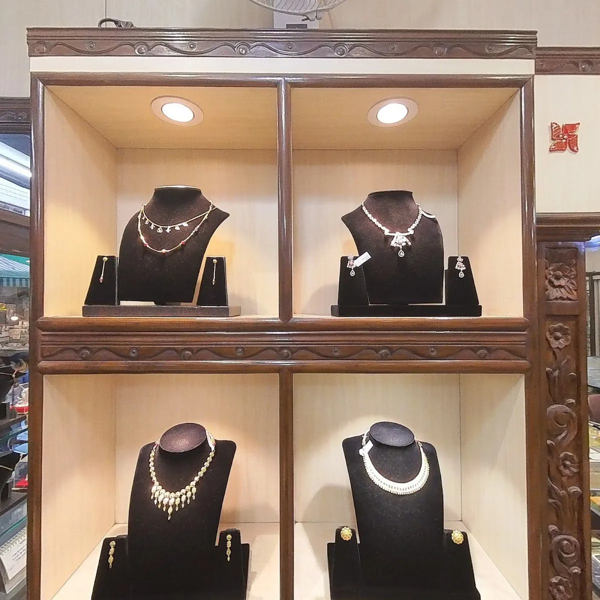 New Jamna Jewellers