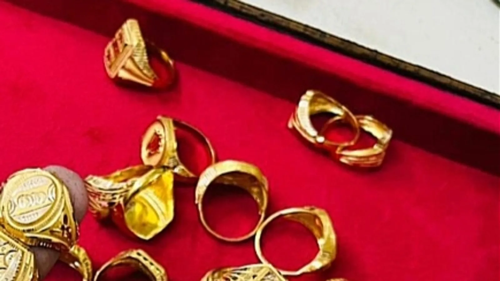 Golden Jewellers