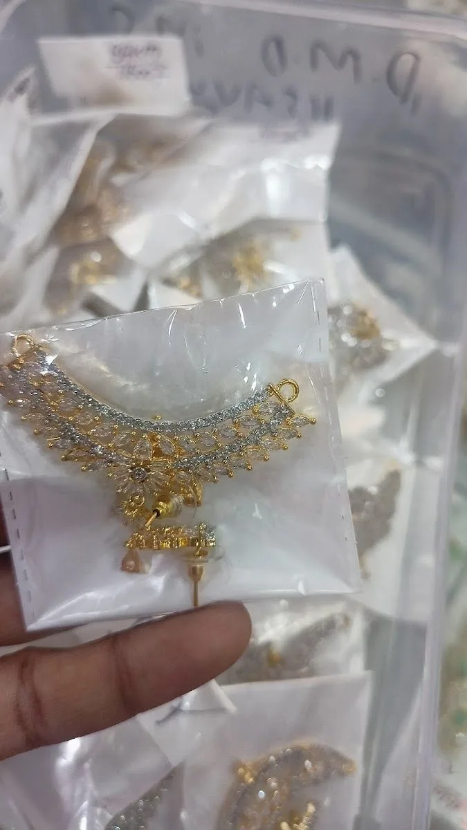 Parveen artificial jewellers