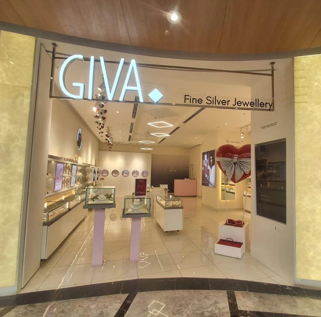 GIVA Silver &amp; Gold Jewellery | Phoenix Market City | Lab Grown Diamonds