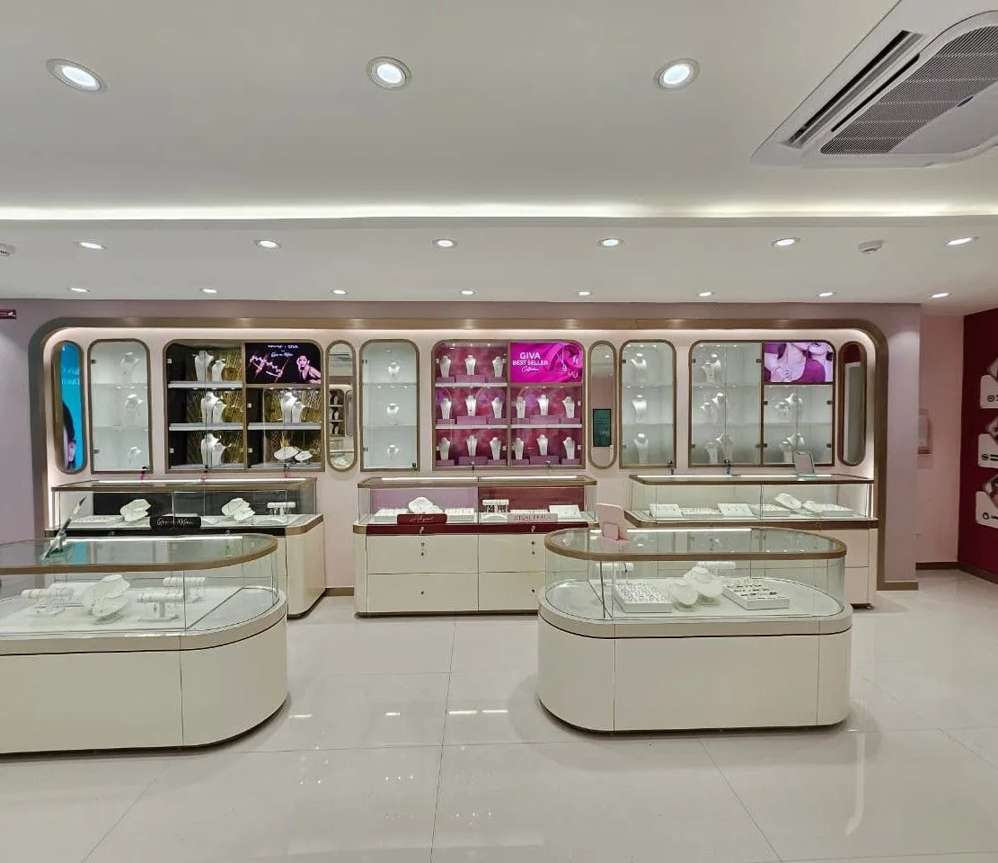 GIVA Silver &amp; Gold Jewellery Store | Raebareilly Road, Lucknow