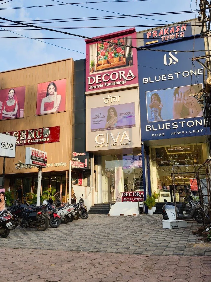 GIVA Silver &amp; Gold Jewellery Store | Malviya Nagar, Bhopal