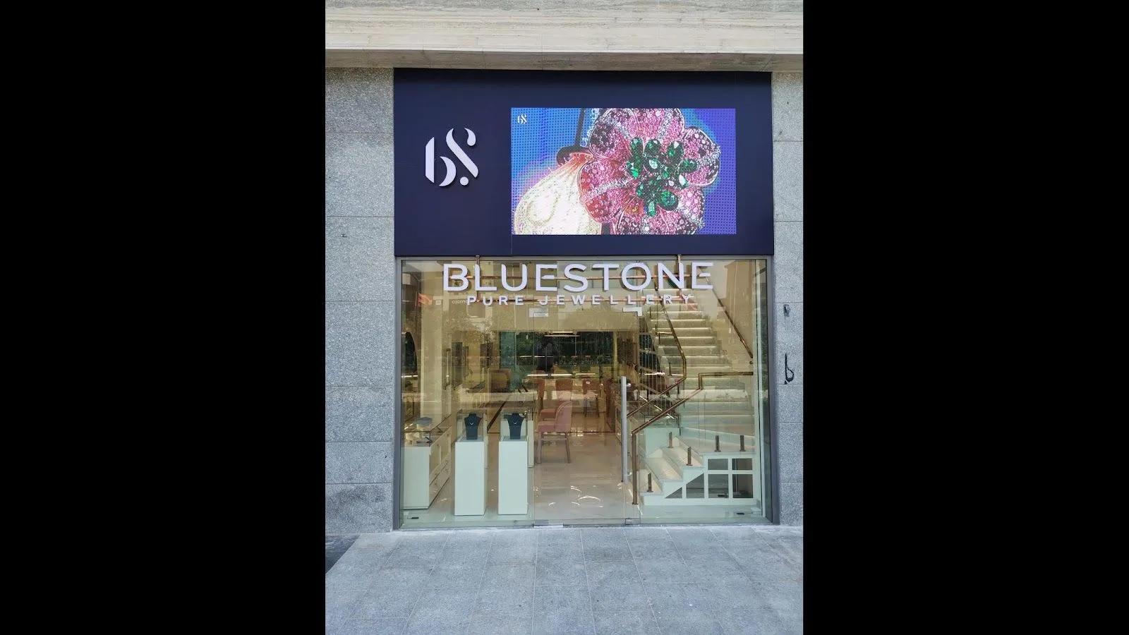 BlueStone Jewellery Good Earth 69, Gurugram