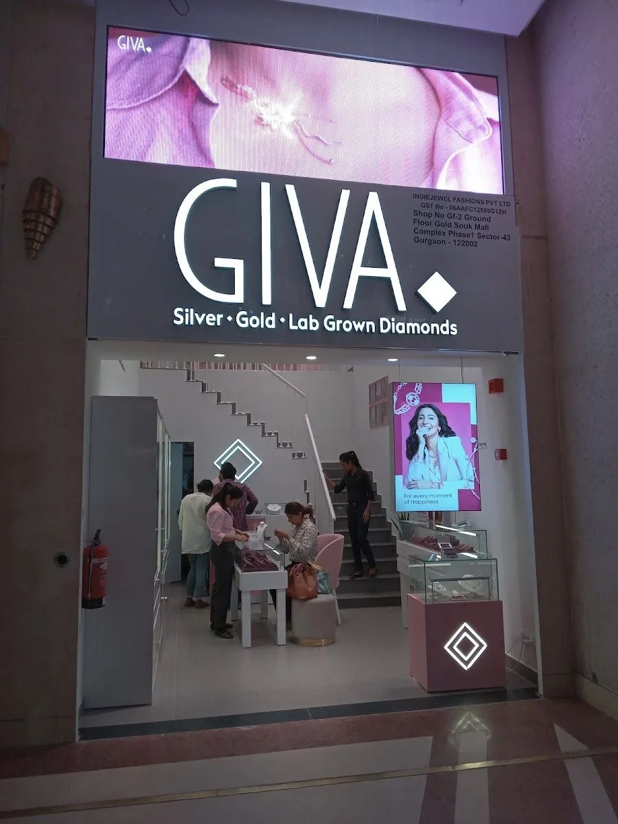 GIVA Silver &amp; Gold Jewellery | Gold Souk Mall | Lab Grown Diamonds
