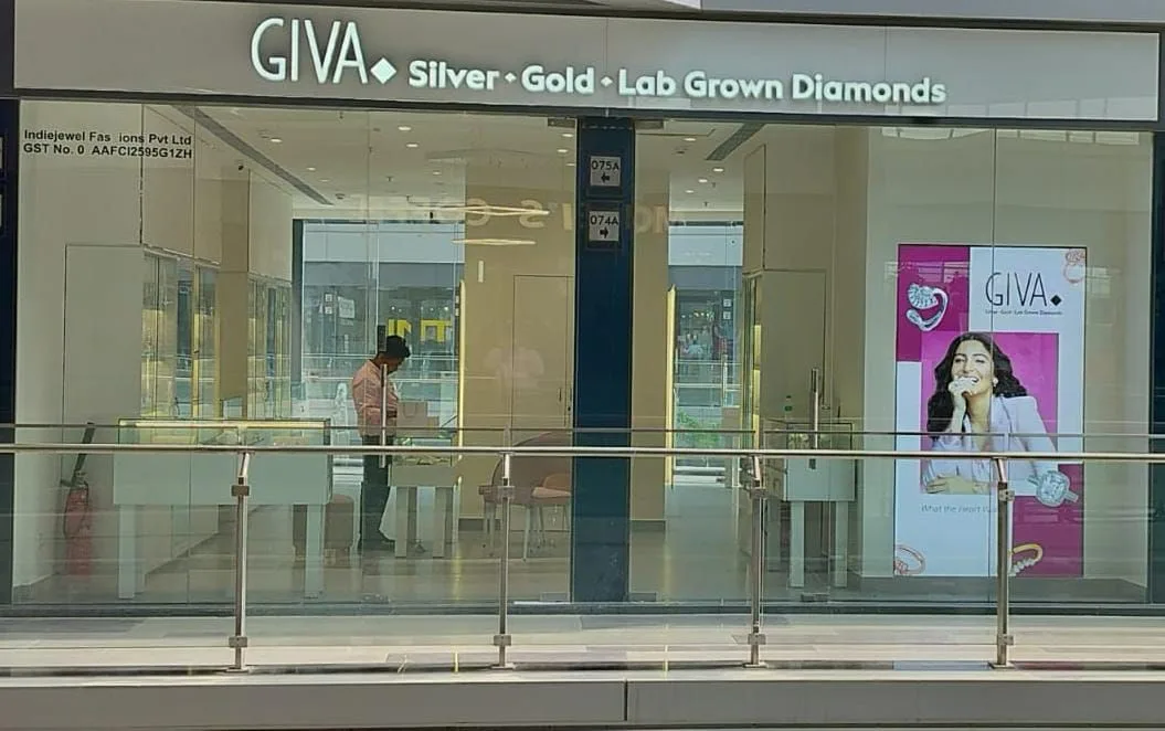 Giva - Elan Mall