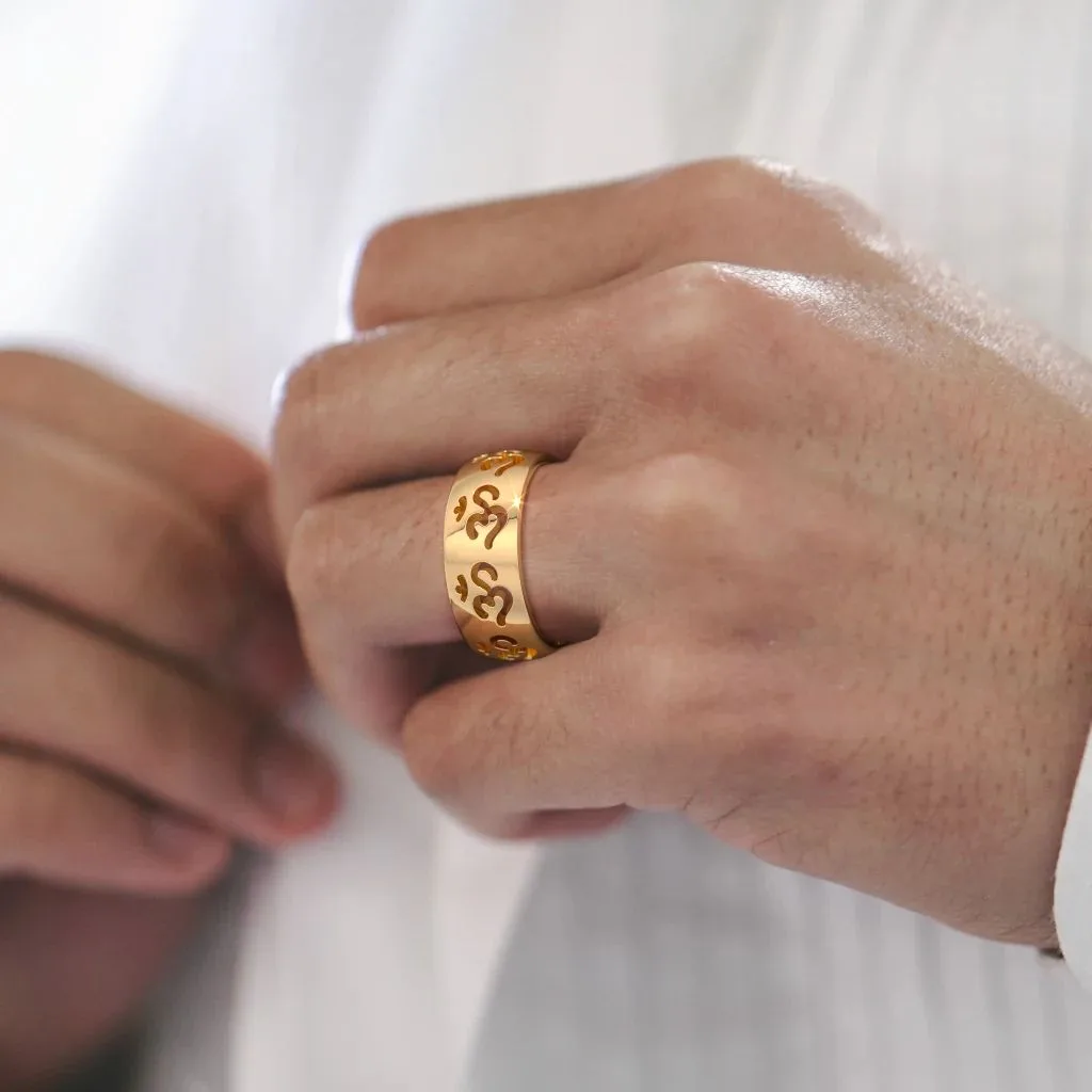 The Yashashvi Om Ring