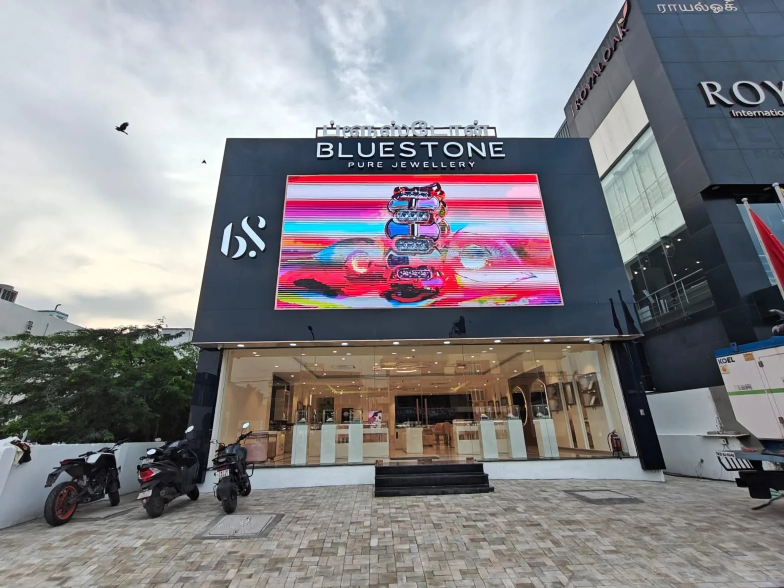 BlueStone Jewellery ECR, Chennai