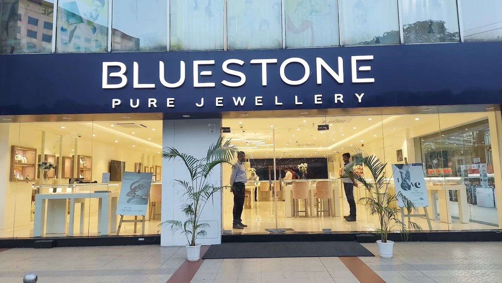 BlueStone Jewellery City Centre, Durgapur