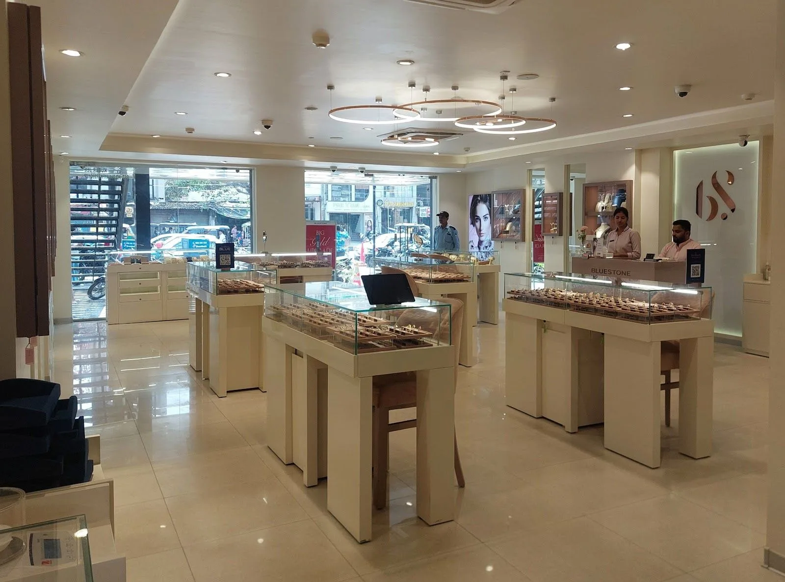 BlueStone Jewellery Civil Lines, Gorakhpur