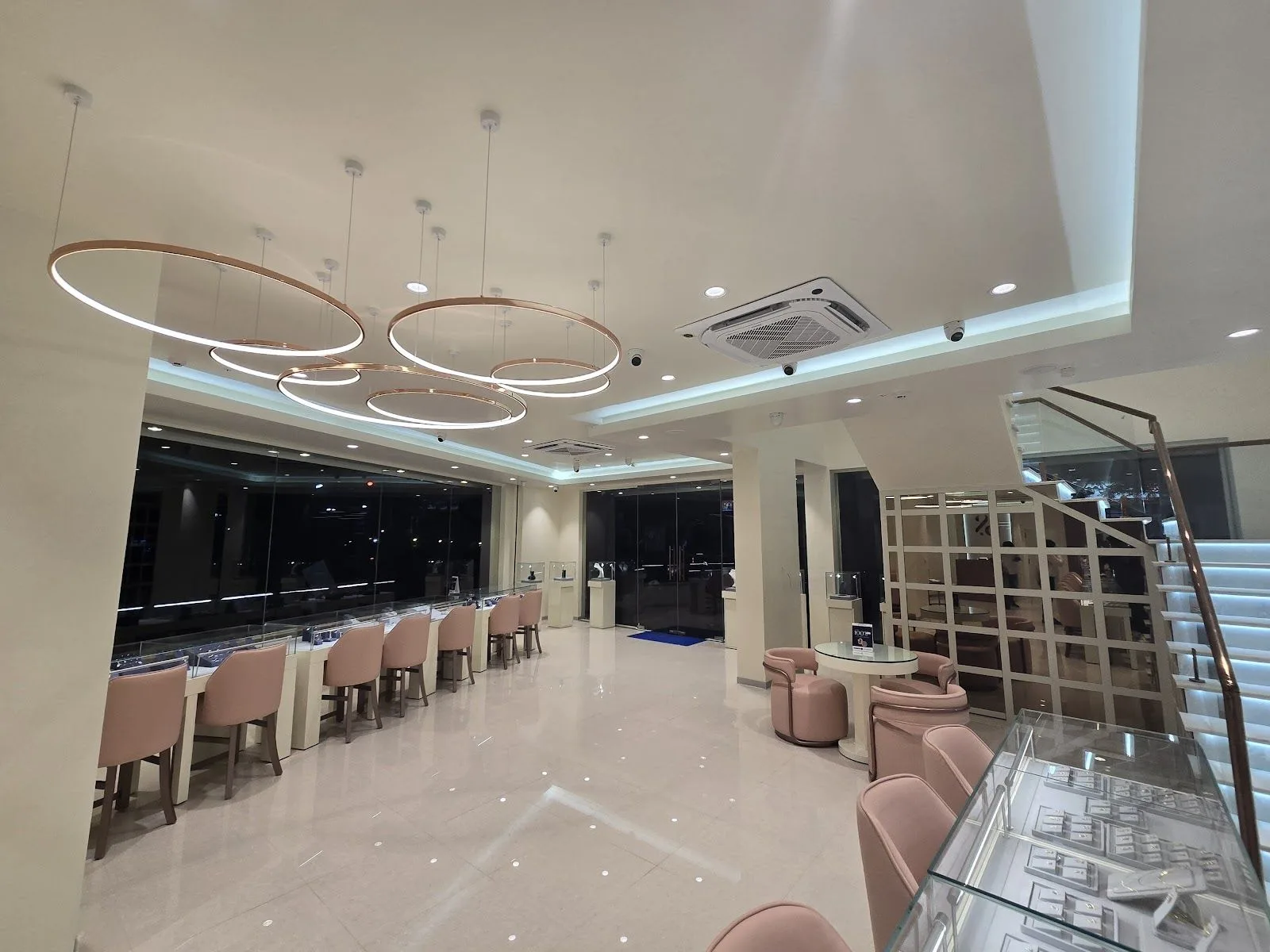 BlueStone Jewellery Lamington Road, Hubballi