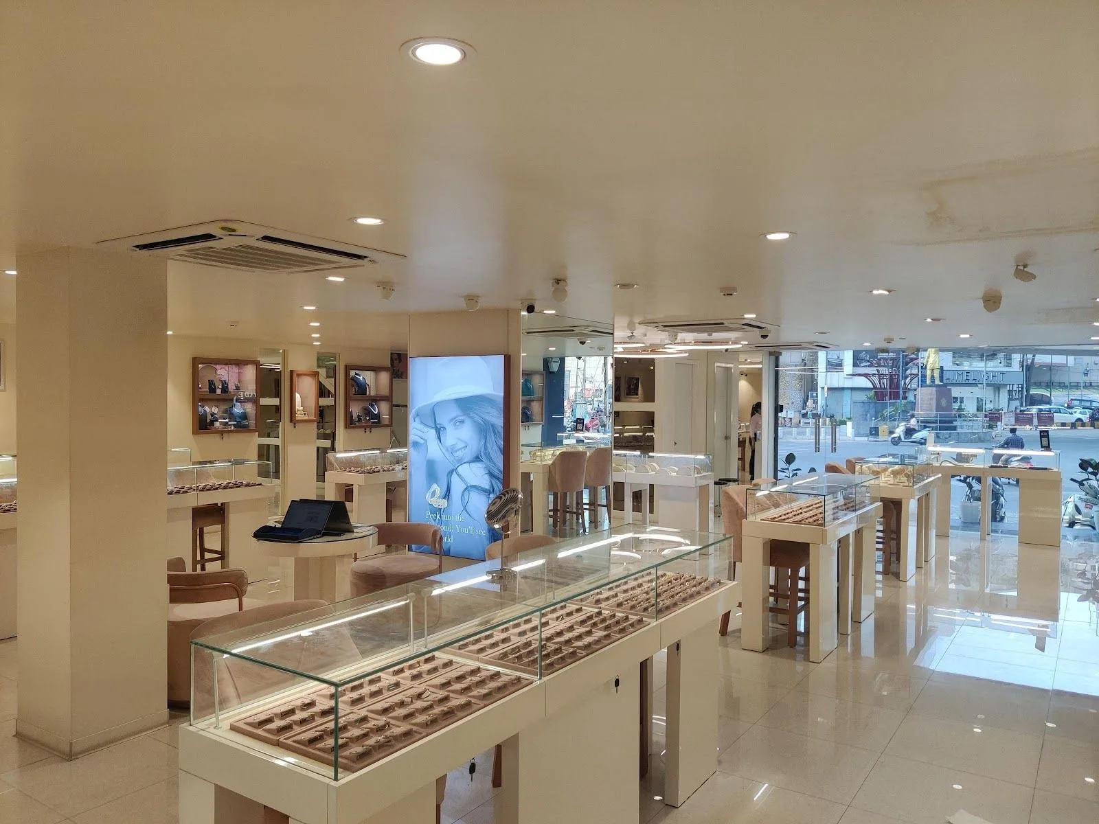 BlueStone Jewellery Somajiguda, Hyderabad