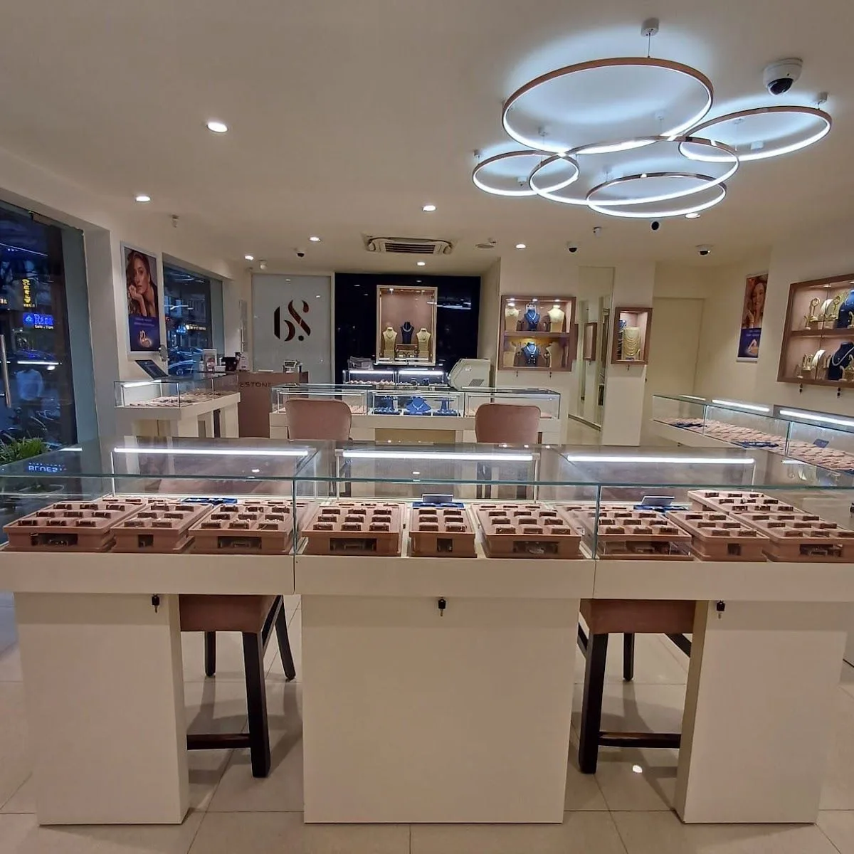 BlueStone Jewellery MI Road, Jaipur