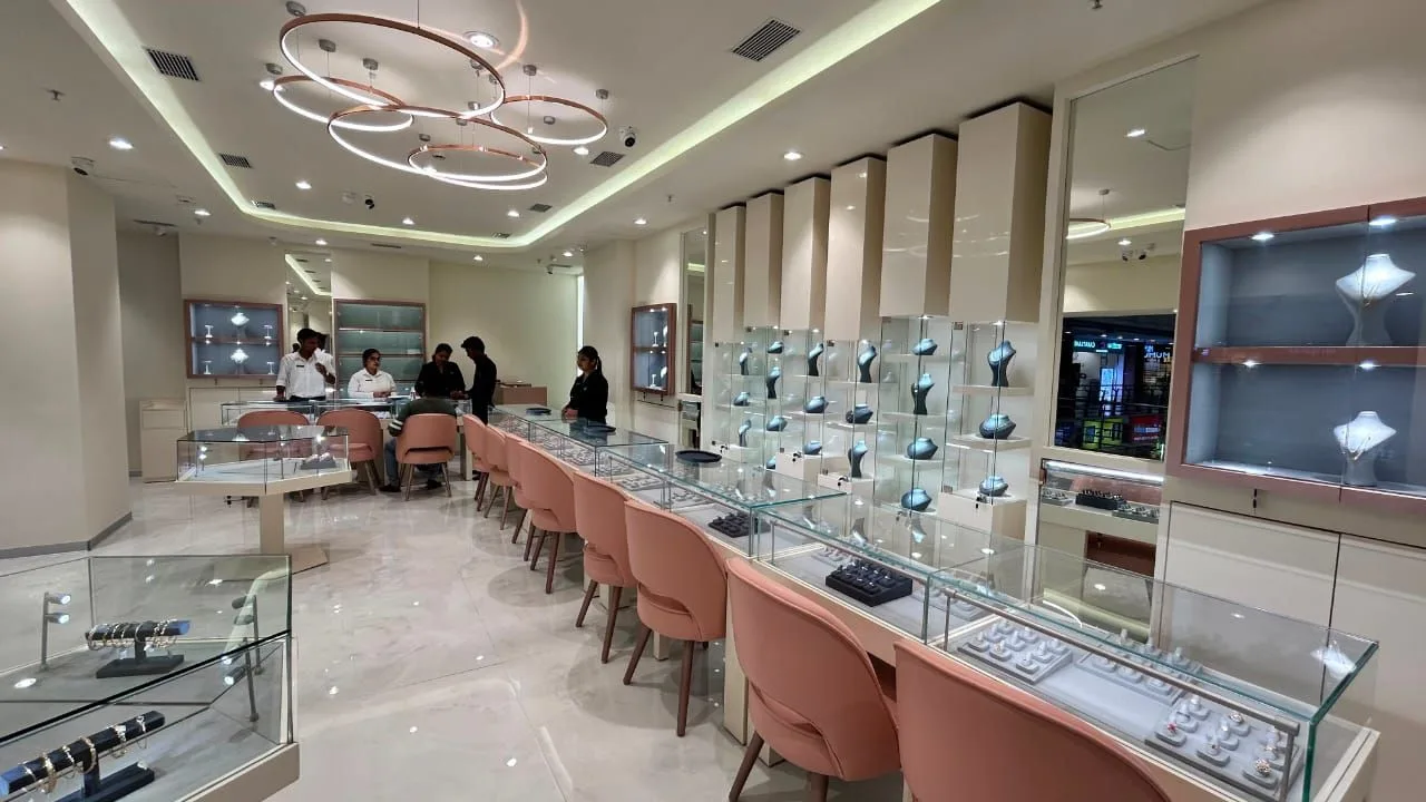 BlueStone Jewellery Lake Mall, Kolkata