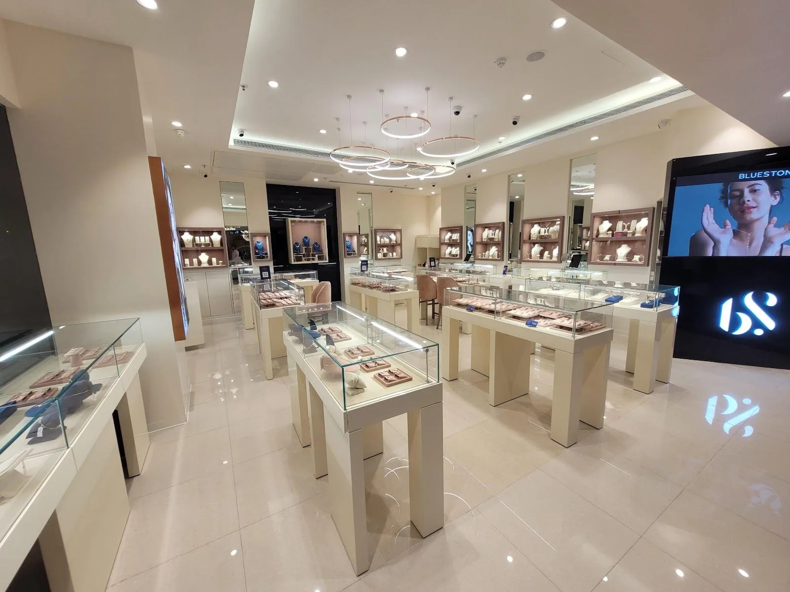 BlueStone Jewellery Inorbit Mall, Mumbai
