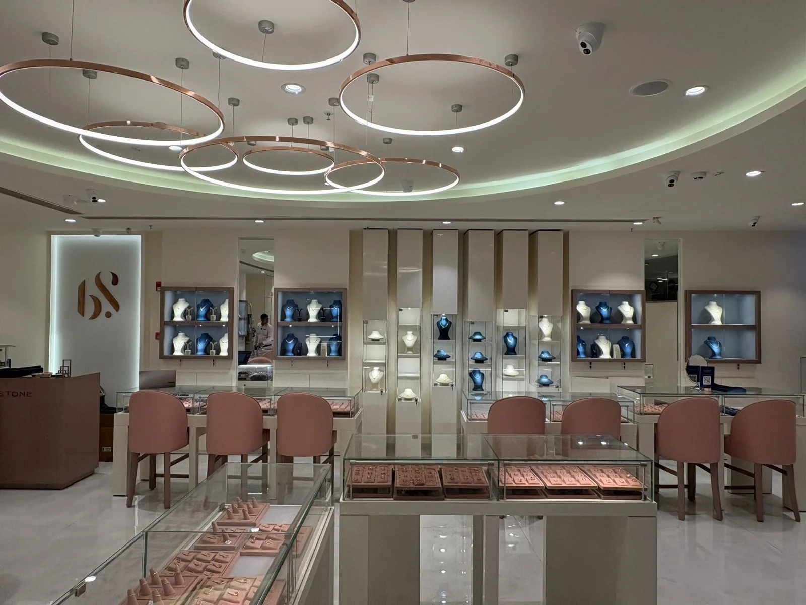 BlueStone Jewellery Ambience Mall, New Delhi