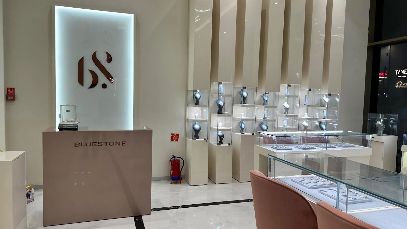 BlueStone Jewellery Wave One, Noida