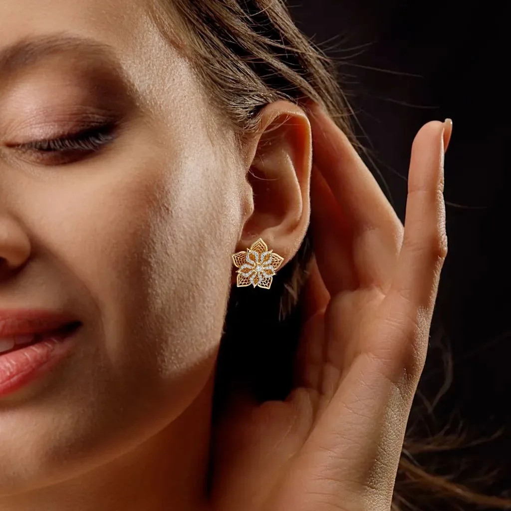 The Daffodil Lattice Stud Earrings
