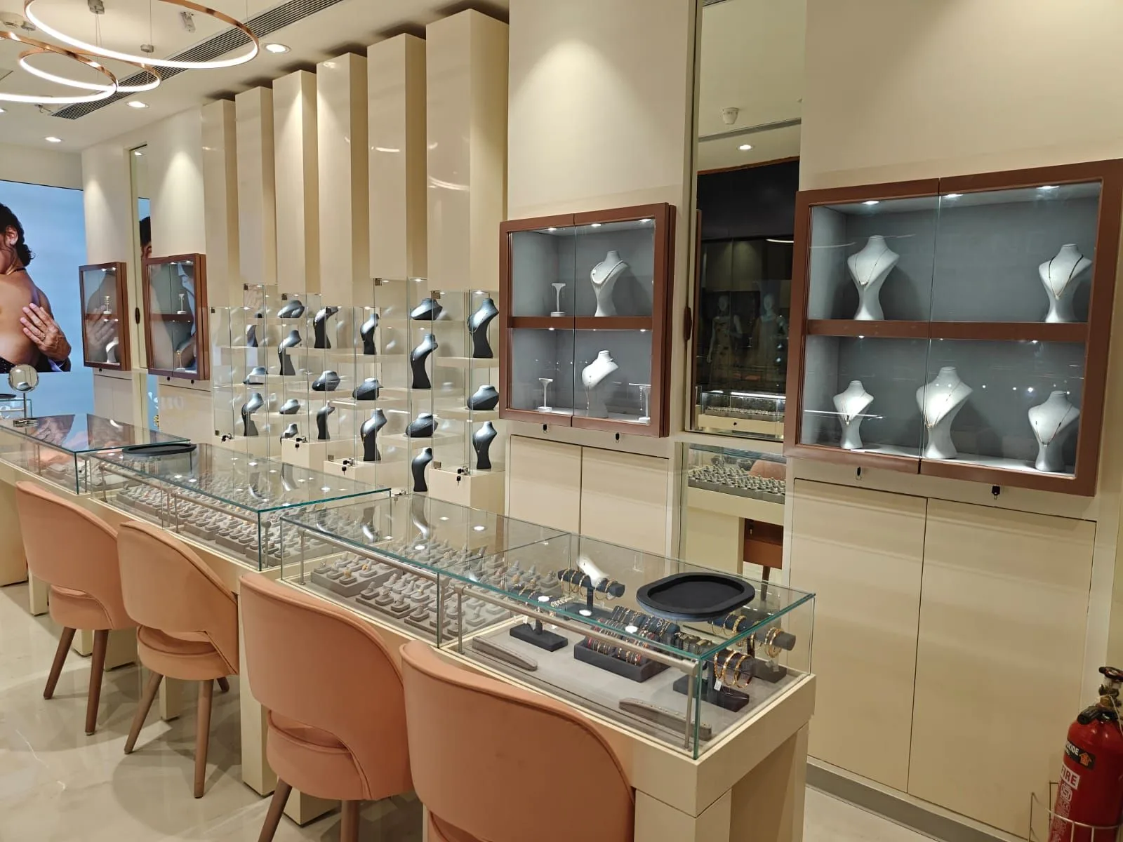 BlueStone Jewellery City Centre Mall, Patna