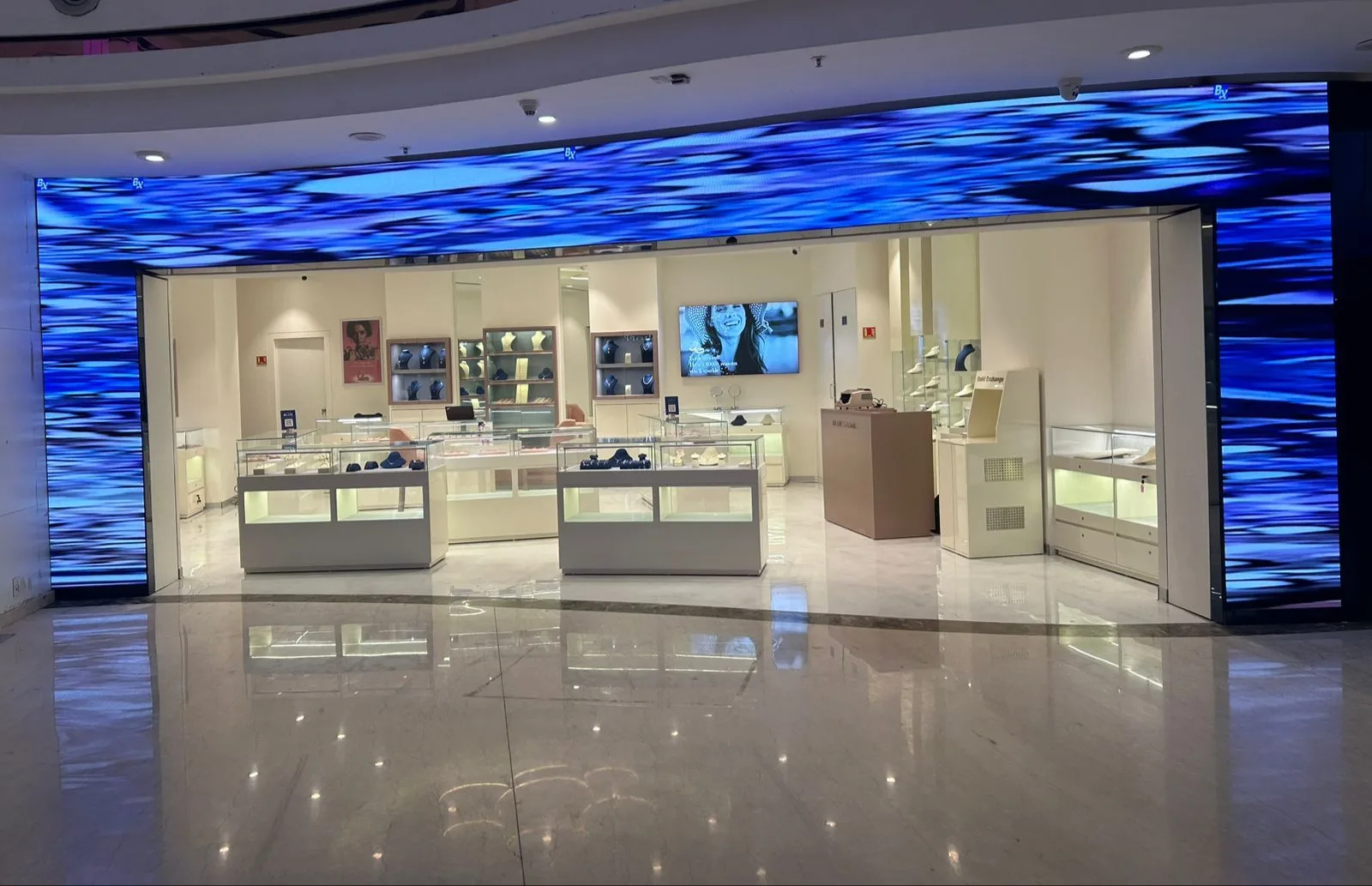 BlueStone Jewellery Nexus Westend Mall, Aundh
