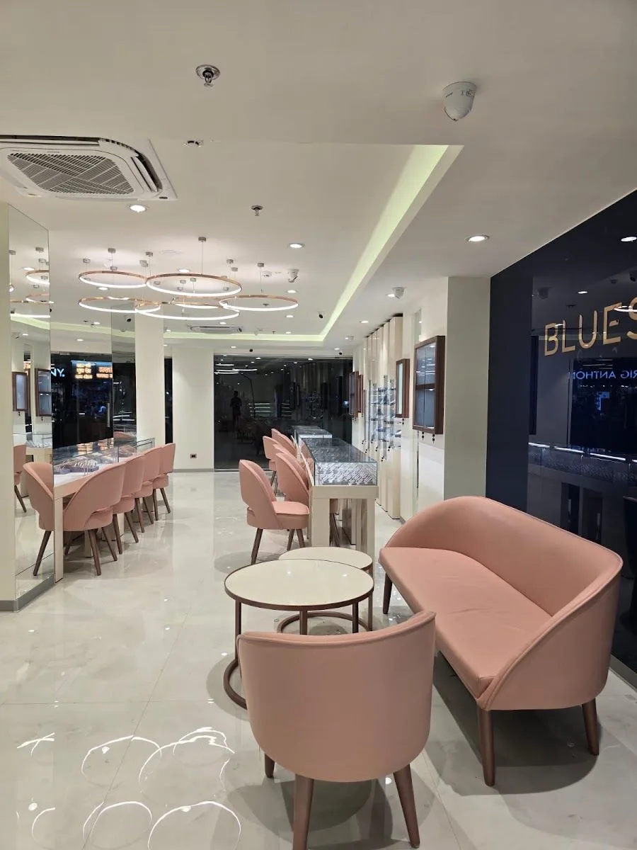 BlueStone Jewellery Do Batti Chowk, Ratlam