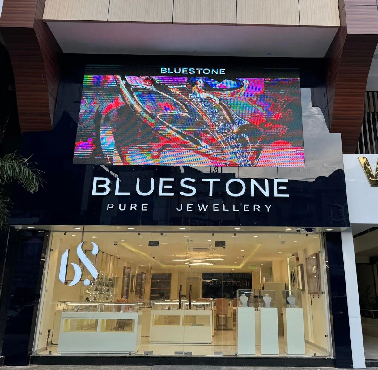 BlueStone Jewellery Freeganj, Ujjain