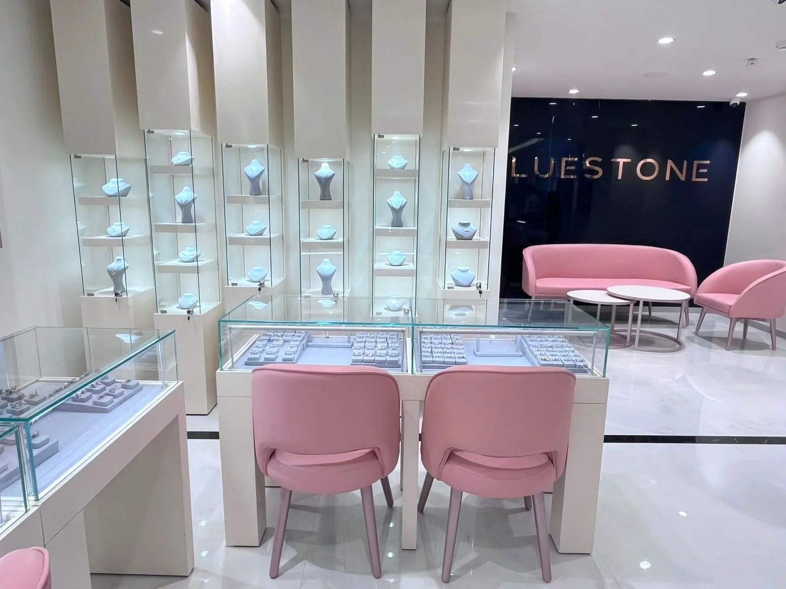 BlueStone Jewellery | Gold & Diamond Jewellery in Kannur, Vijayawada
